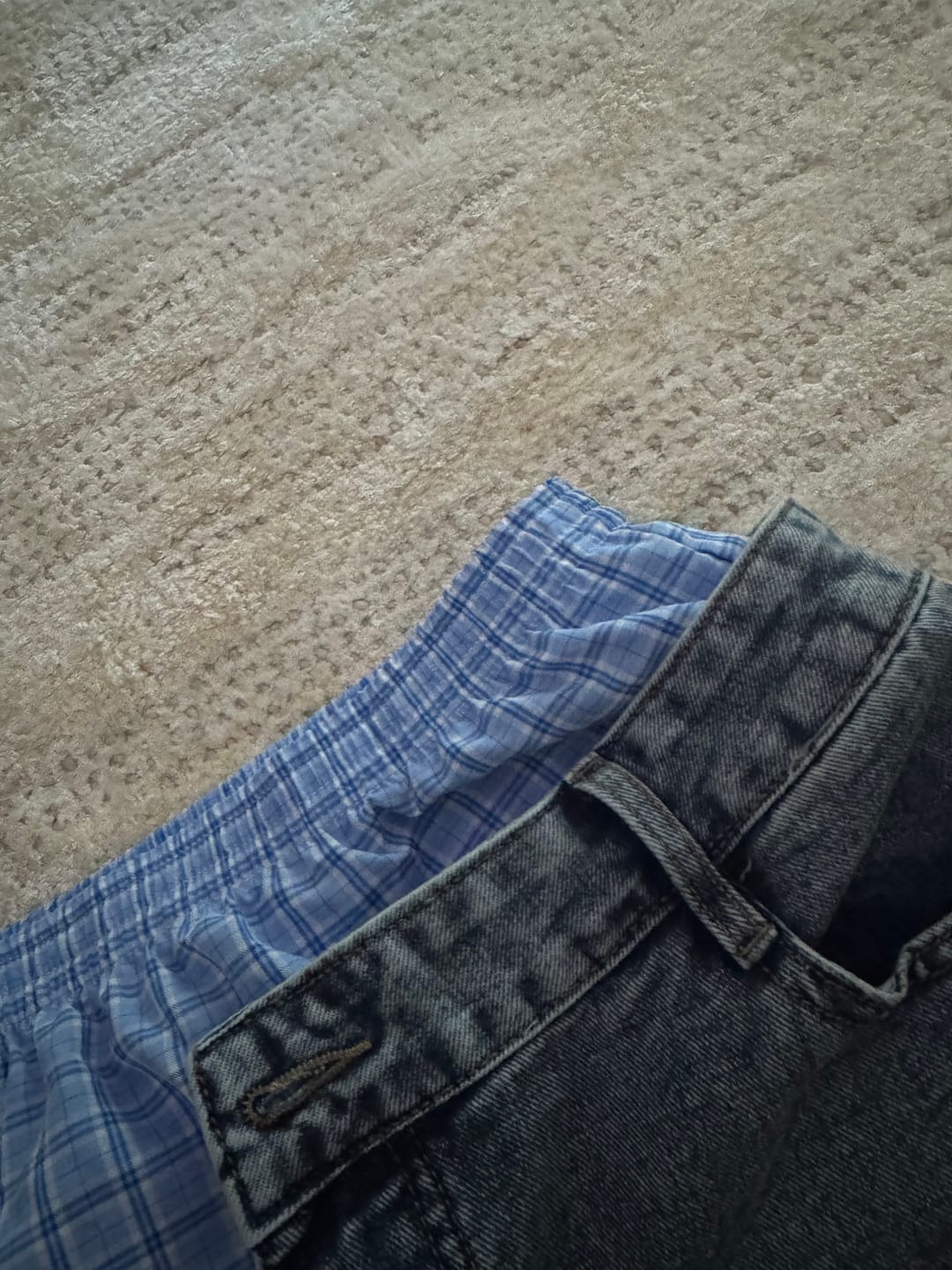Customer photo review of Aelfric Eden Double Waist Baggy Jeans