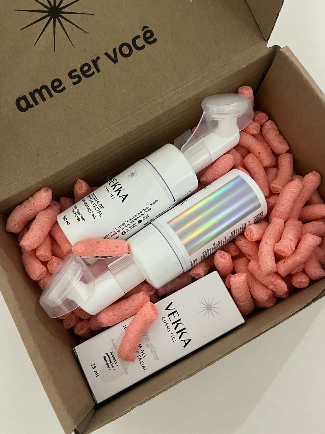 Customer photo review of ESPUMA DE LIMPEZA FACIAL VEKKA 100ML