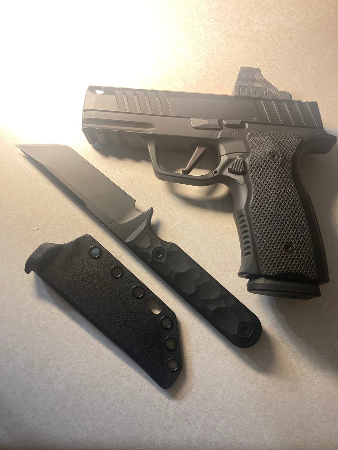Customer photo review of Copperhead (Blackout)