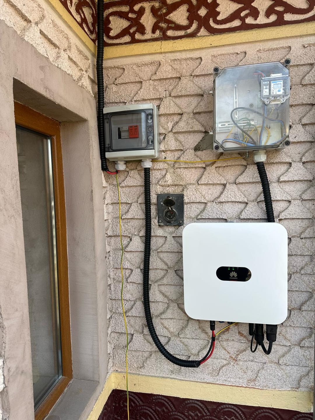 Customer photo review of Comutator de transfer automat monofazat pentru panouri fotovoltaice 230V 63A ATS