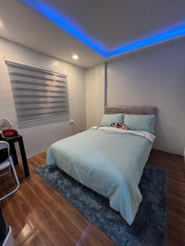 Customer photo review of Two-toned Mint