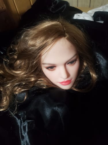 Customer photo review of US Stock! Ambre 5ft 7 / 170cm Big breasts TPE Sex Doll
