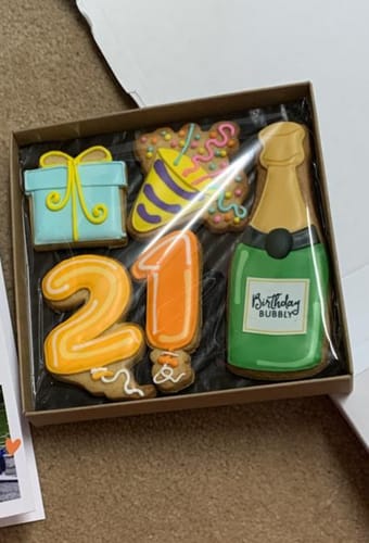 Customer photo review of Birthday Balloon Biscuit Box