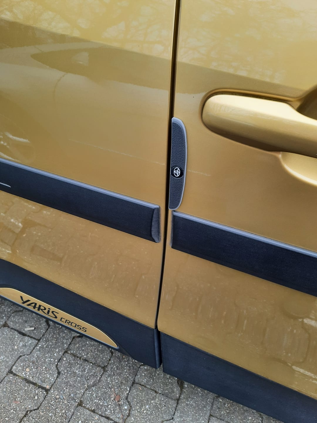 Customer photo review of Stoß- und kratzfeste Türschutzleisten (4 Stück)