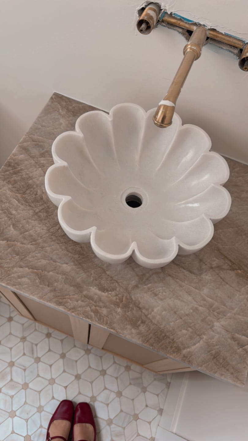 Customer photo review of The Scallop Marble Wash Basin