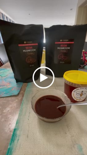Customer video review of Reishi Mushroom Cracked Cell Wall Spore Powder