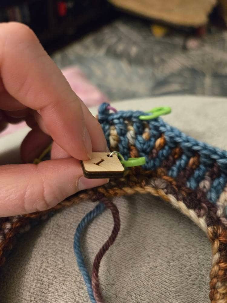 Customer photo review of Cast On Counting Numbers Laser Engraved Stitch Markers - By 10s