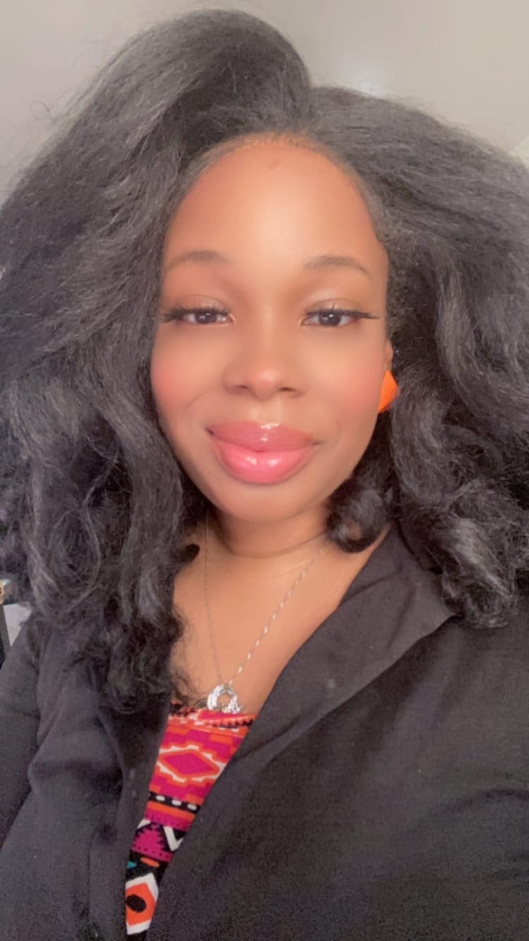 Customer photo review of Sensationnel Curls Kinks Textured Lace Kinky Edges Glueless HD Lace Front Wig - Y-PART KINKY ROLLER SET 16"