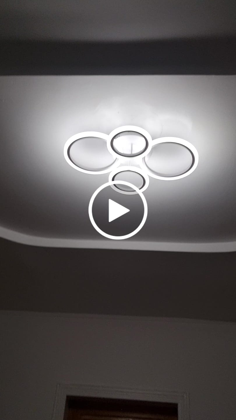 Customer video review of Lustra LED 2+2 CIRCLE Design Alb Echivalent 400W Telecomanda