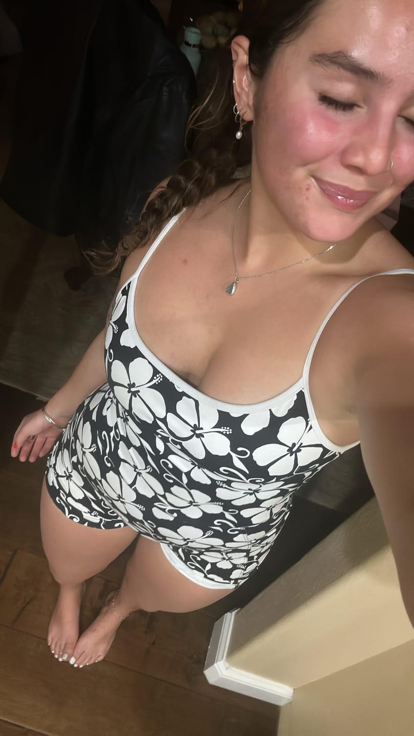 Customer photo review of 3" Active Romper - Pupukea Black