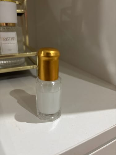 Customer photo review of Musk Al Tahara - White Musk