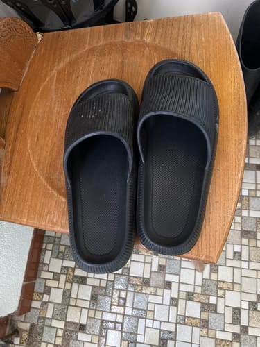 Customer photo review of Orthopädischer Hausschuh Cloudly™