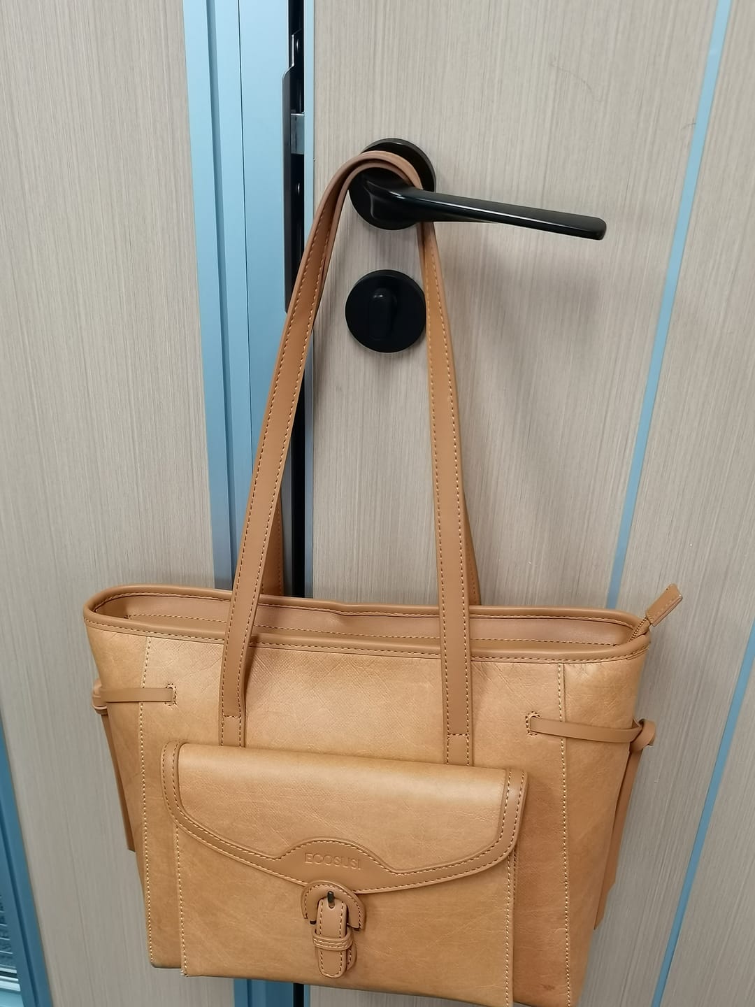 Customer photo review of Evelina Washable Paper Classic Tote