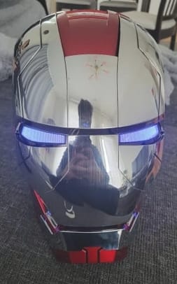 Customer photo review of Us stock | Delivered in 3-7 days | Autoking Mk5 ironman helmet |  Voice Control | 4/8 Multi-piece Opening