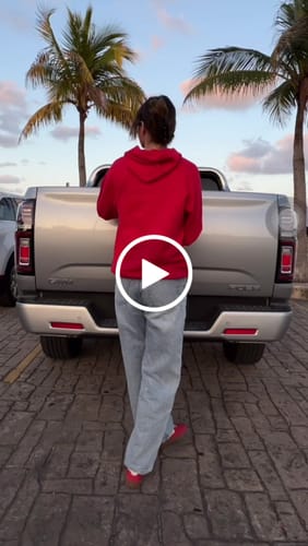 Customer video review of drop top hoodie