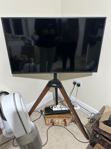 Customer photo review of Picasso FT65 TV Stand