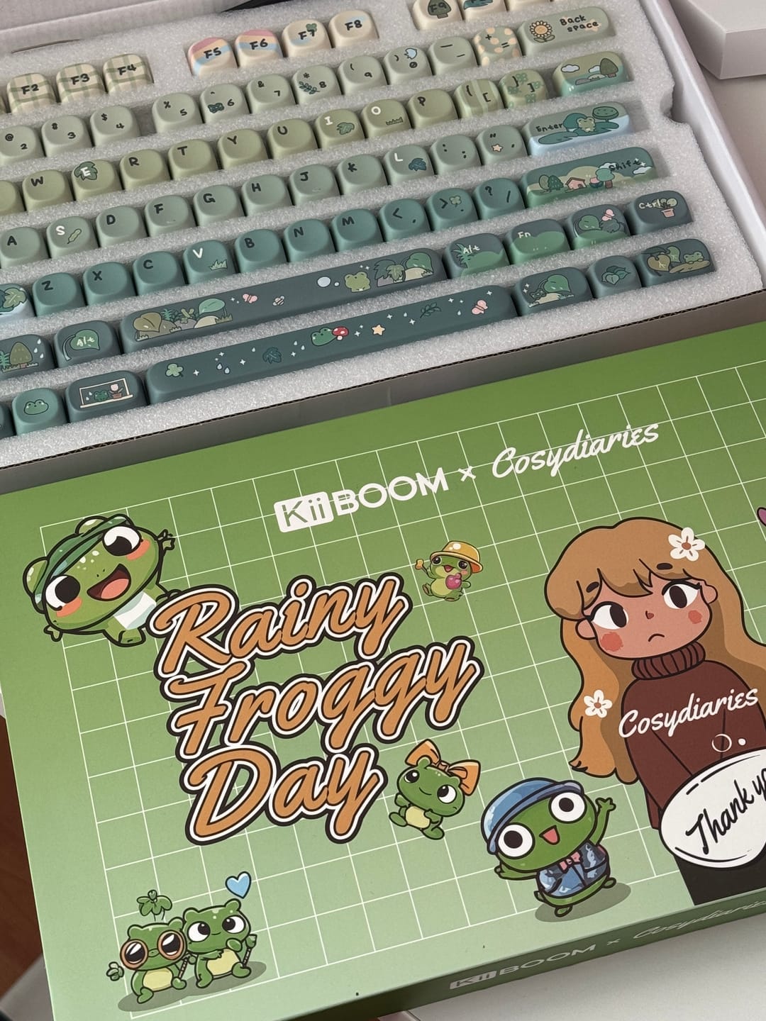 Customer photo review of KiiBOOM X Cosydiaries Rainy Froggy Day Keycap Set