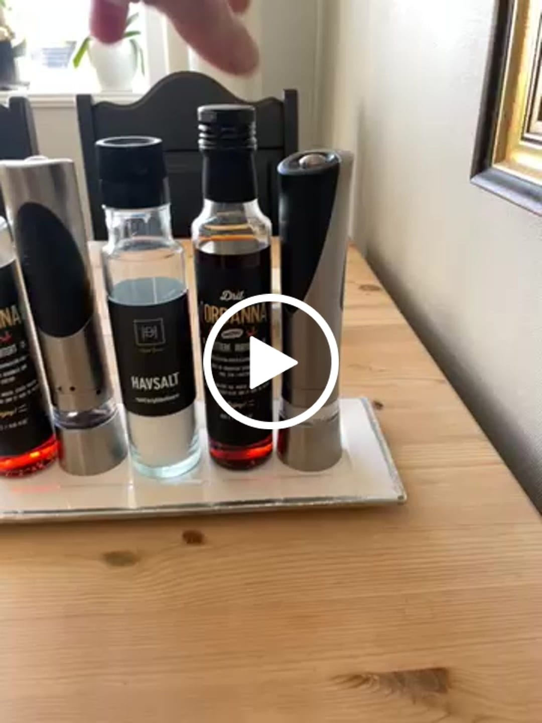 Customer video review of Drit Forbanna Lettere Irritert Chiliolje