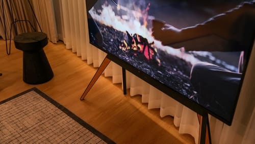 Customer photo review of Picasso FT88 TV Stand