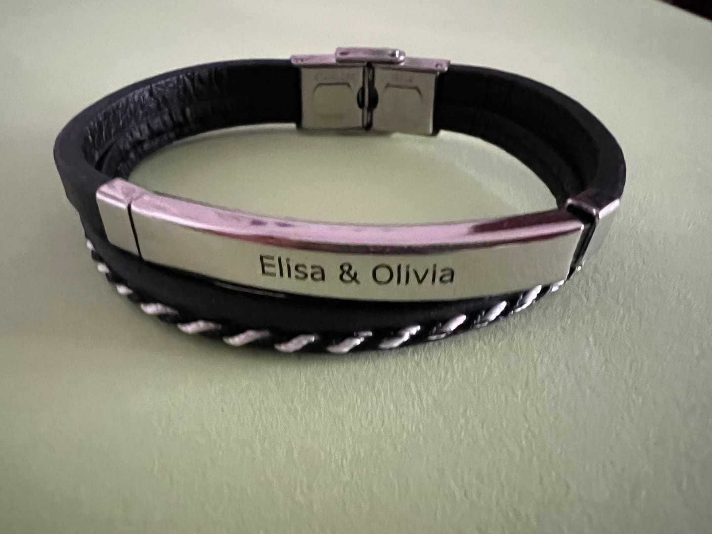 Customer photo review of Pulsera Hombre Lord - Personalizado