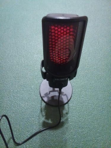 Customer photo review of Talomen EYAS | USB Microphone for PC, Podcast, Streaming, Recording, Chat, PS4, PS5