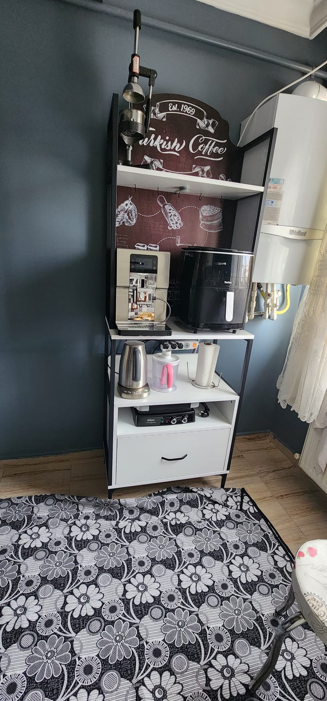 Customer photo review of Rani JE155 Işıklı Kahve Köşesi Çekmeceli Çok Amaçlı Mutfak Dolabı Beyaz