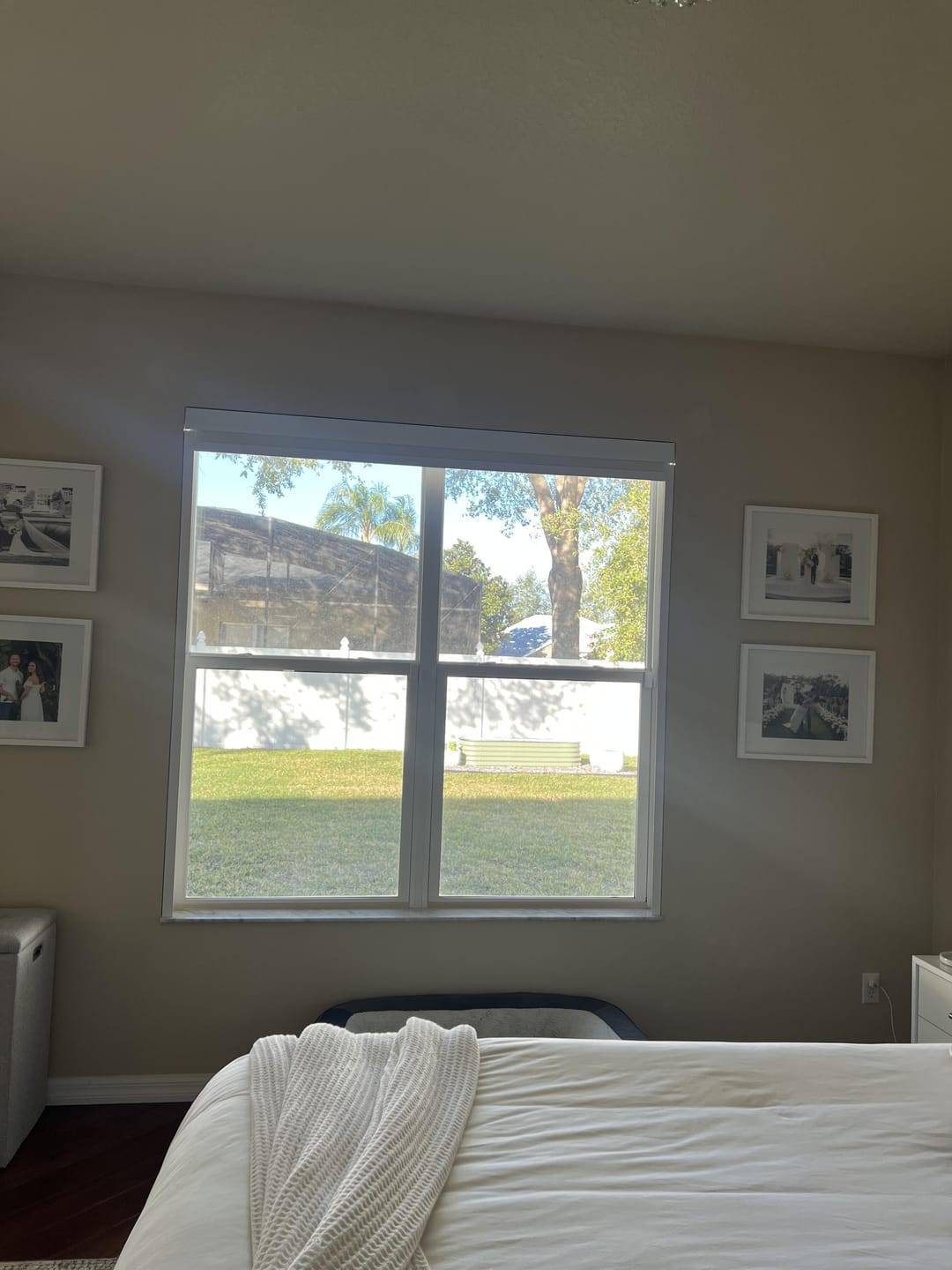 Customer photo review of Bringnox Motorized Roller Shades 100% Blackout Linen