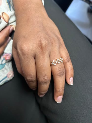 Customer photo review of Luxurious Diamond-Set Ring
