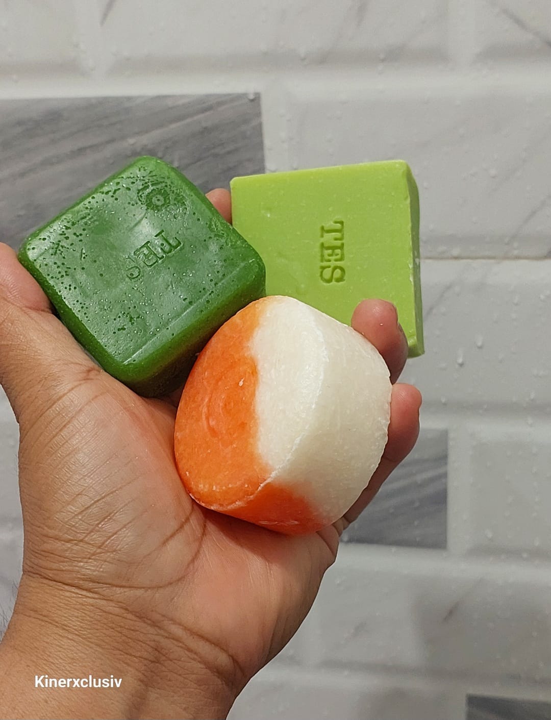Customer photo review of Brightening Face and Body Bar - Bioferment Green Papaya with Vits C & E