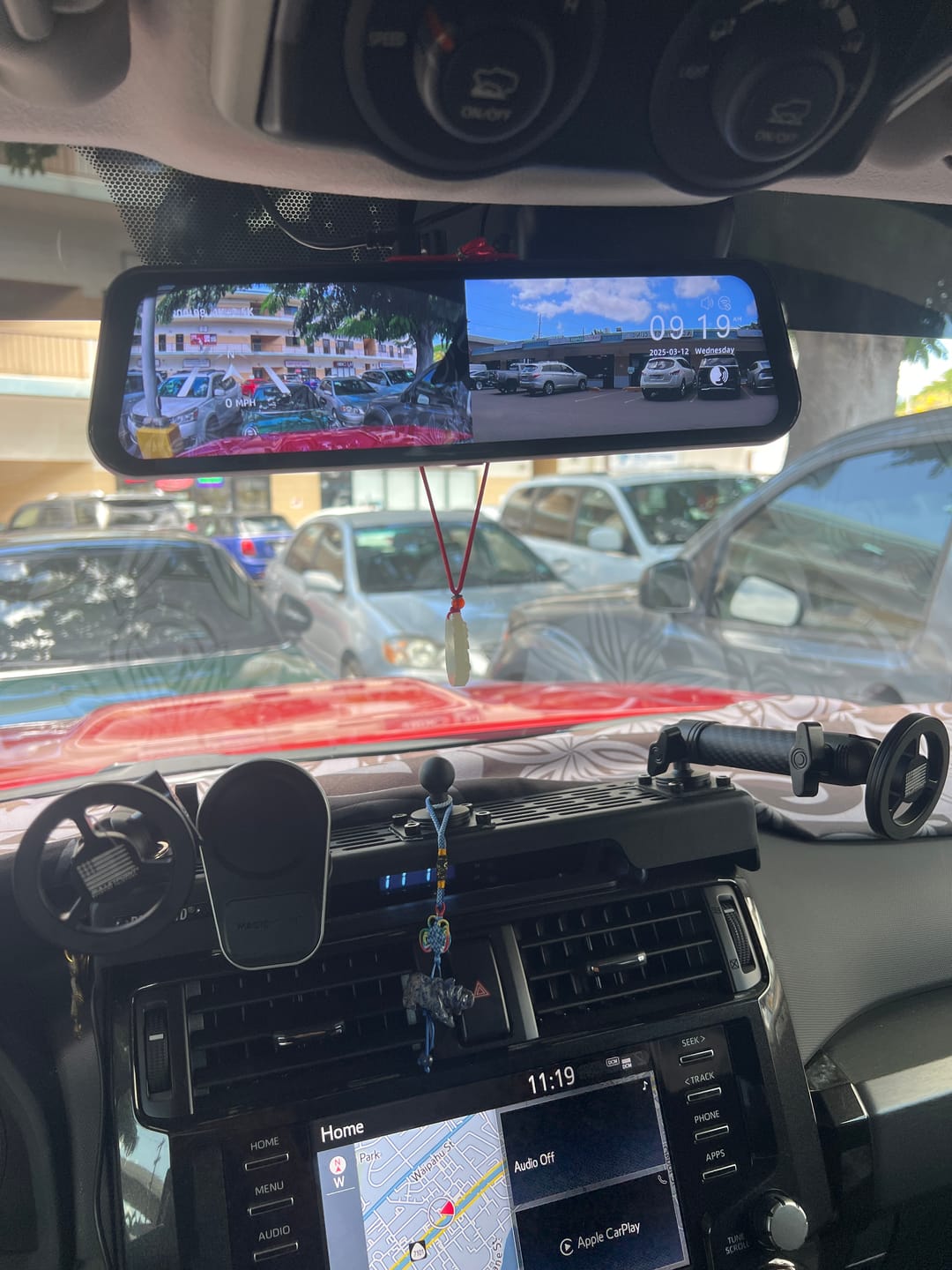 Customer photo review of WOLFBOX G900Pro 12MP WiFi Touch Screen Rear View Mirror Dash Cam Smart Mirror with Exclusive 30-Month Warranty