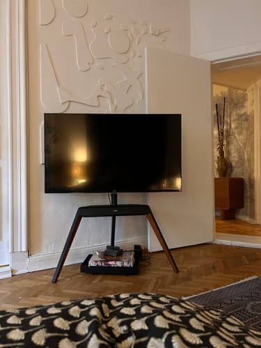 Customer photo review of Picasso FT78 TV Stand