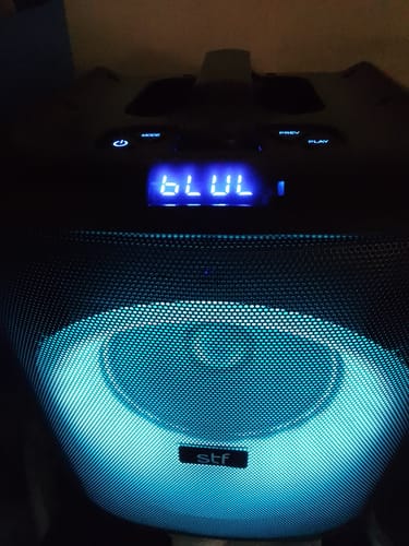 Customer photo review of Bocina Inalámbrica portátil | STF Kube Fest | 8 pulgadas 4hrs uso 26W función TWS