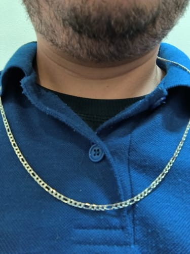 Reseña con foto de un cliente sobre Cadena Cuban Link 8mm