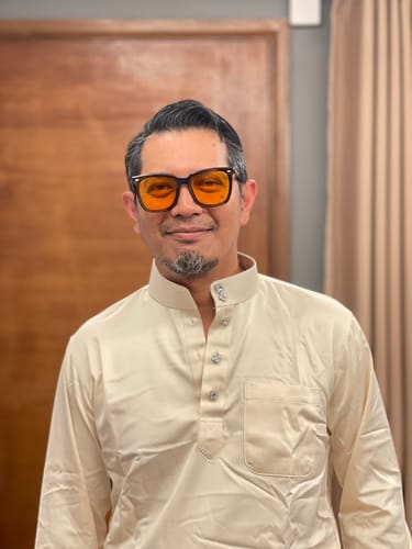 Customer photo review of Cleo Square Framed Sunglasses