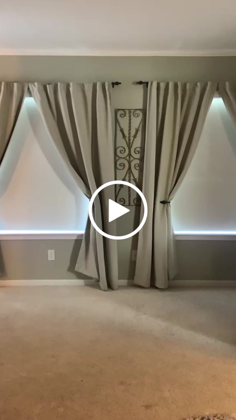 Customer video review of SmartWings Motorized Roller Shades 100% Blackout Vigor