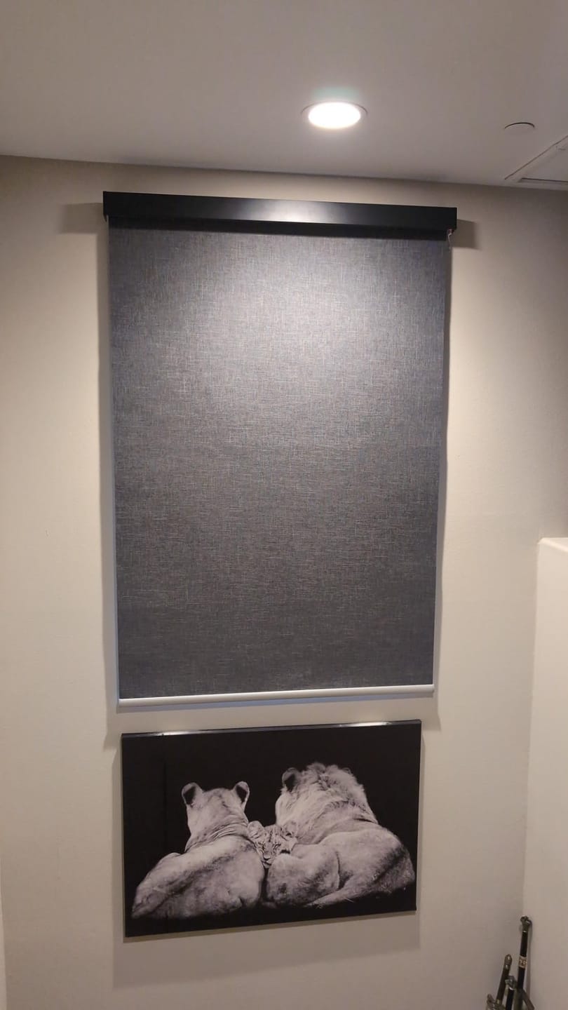 Customer photo review of Bringnox Motorized Roller Shades 100% Blackout Baltimore