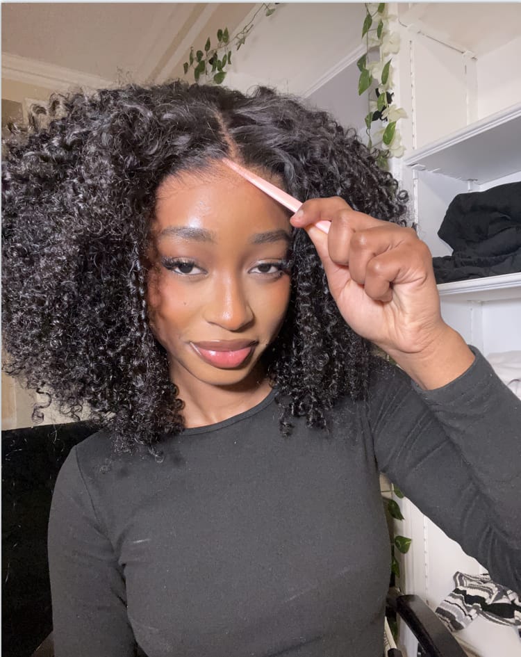 Customer photo review of Wavymy Afro Kinky Curly 7x5 Lace Glueless Wigs HD Lace Wear & Go Wigs Dome Cap 180% Density Layered Curly Hairstyle