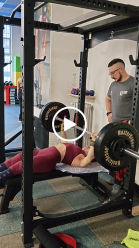 Customer video review of Riot Flat Bench