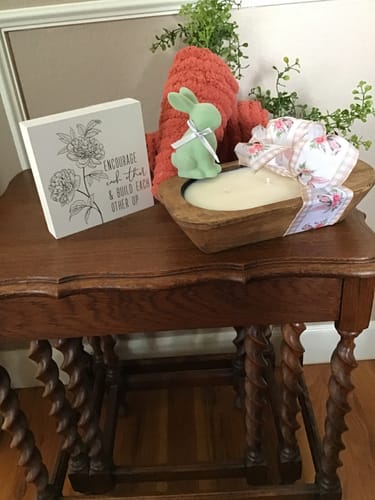 Customer photo review of Crazy Busy Mama Exclusive Tropical Sunrise Scented Wooden Dough Bowl Candle