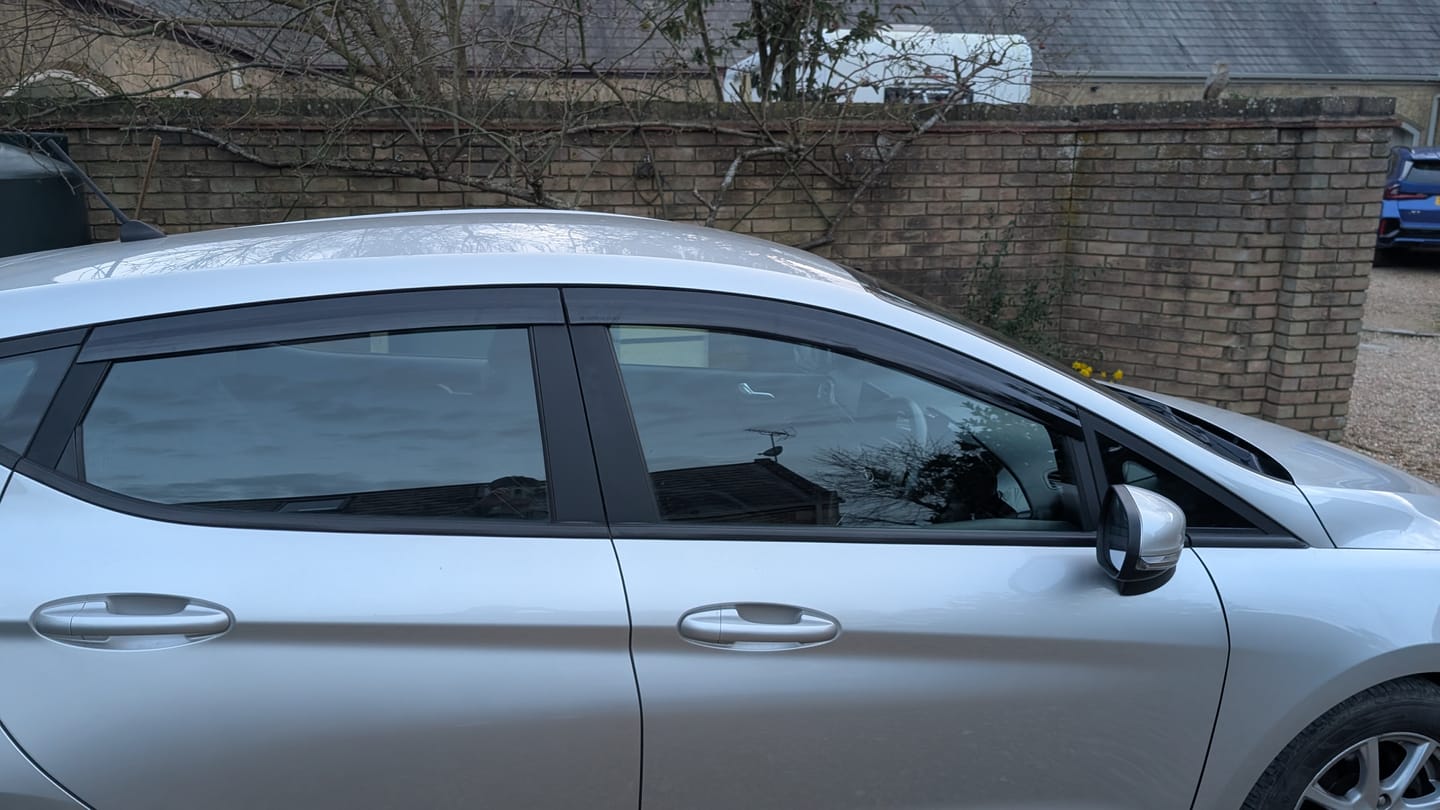Customer photo review of Auto Clover Wind Deflectors for Ford Fiesta MK8 2017+ 5 Door (4 pieces)