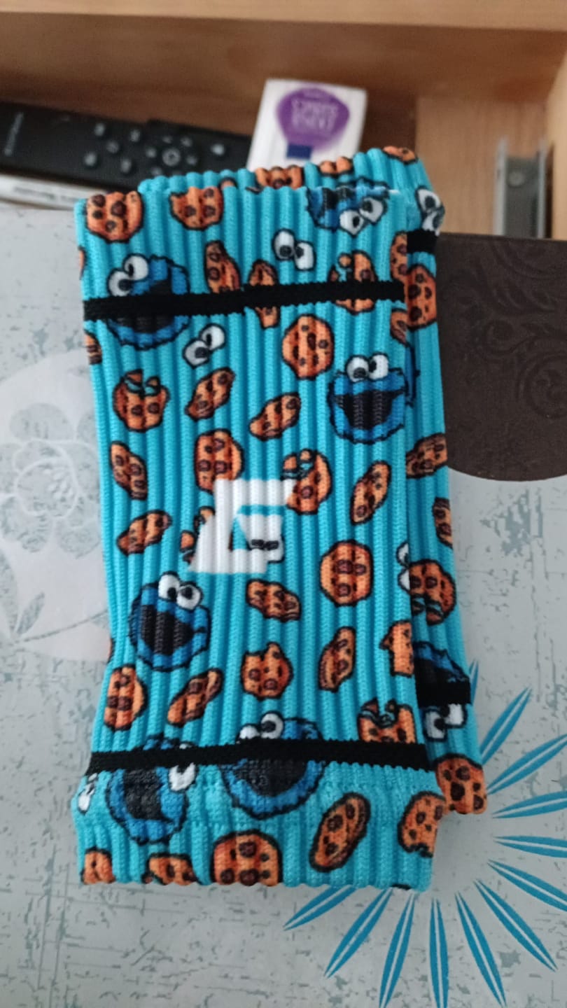 Customer photo review of Muñequeras Cross Training Cookie