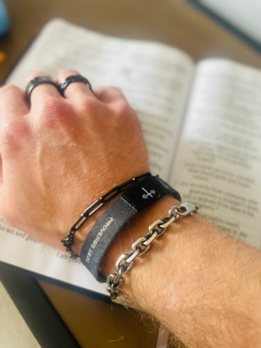 Customer photo review of Daily Bible Verse Wristband