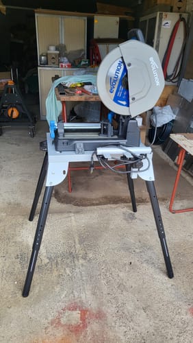 Customer photo review of Support universel Evolution pour scie à tronçonner