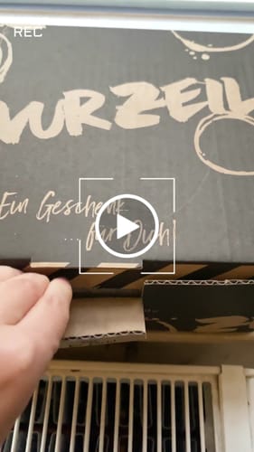 Customer video review of Leonardo Puccini Weinglas mit UV Druck - Beste Freundin Konfiguration