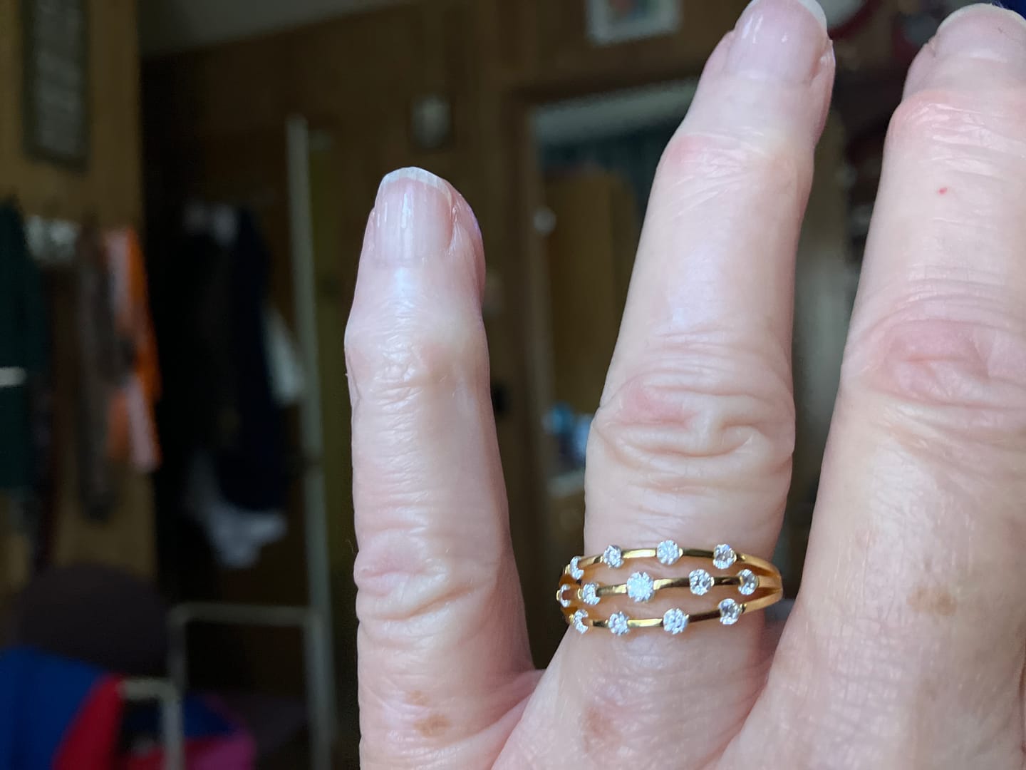 Customer photo review of Triple Strand Band Tension Set Moissanite Wedding Band Ring