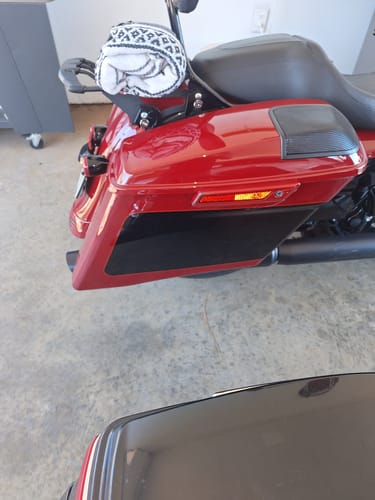 Customer photo review of HR3 Billiard Red / Vivid Black 2021RGS CVO Stretched Saddlebags with Speaker Lids For 14-23 Harley Touring