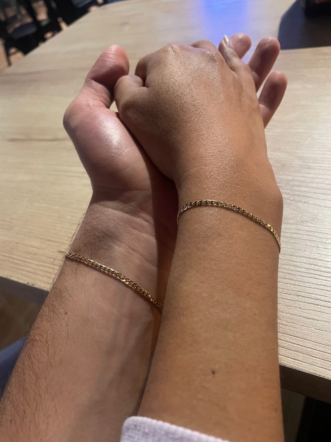 Customer photo review of Pulseras Eslabón Plano en Oro laminado 18k Para Pareja