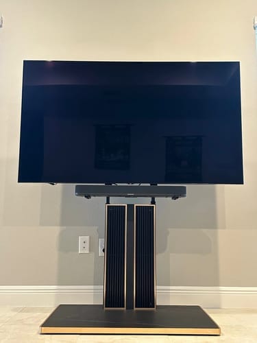 Customer photo review of Cantor FT78 TV Stand