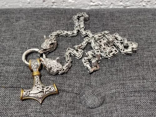 Customer photo review of Mjölnir King Chain – The Power of Thunder