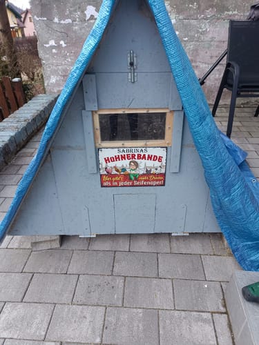 Customer photo review of Personalisiertes Gartenschild mit Hühner Motiv